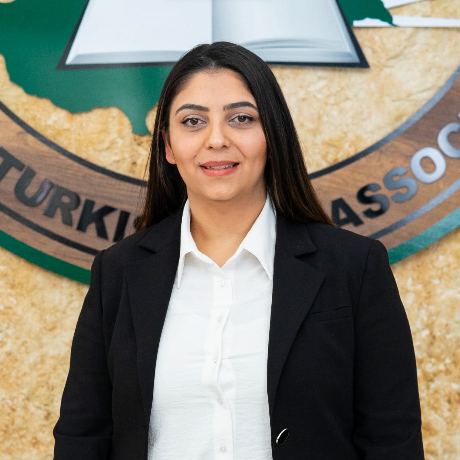 Barolar Birliğini temsilen 1 (bir) Avukat